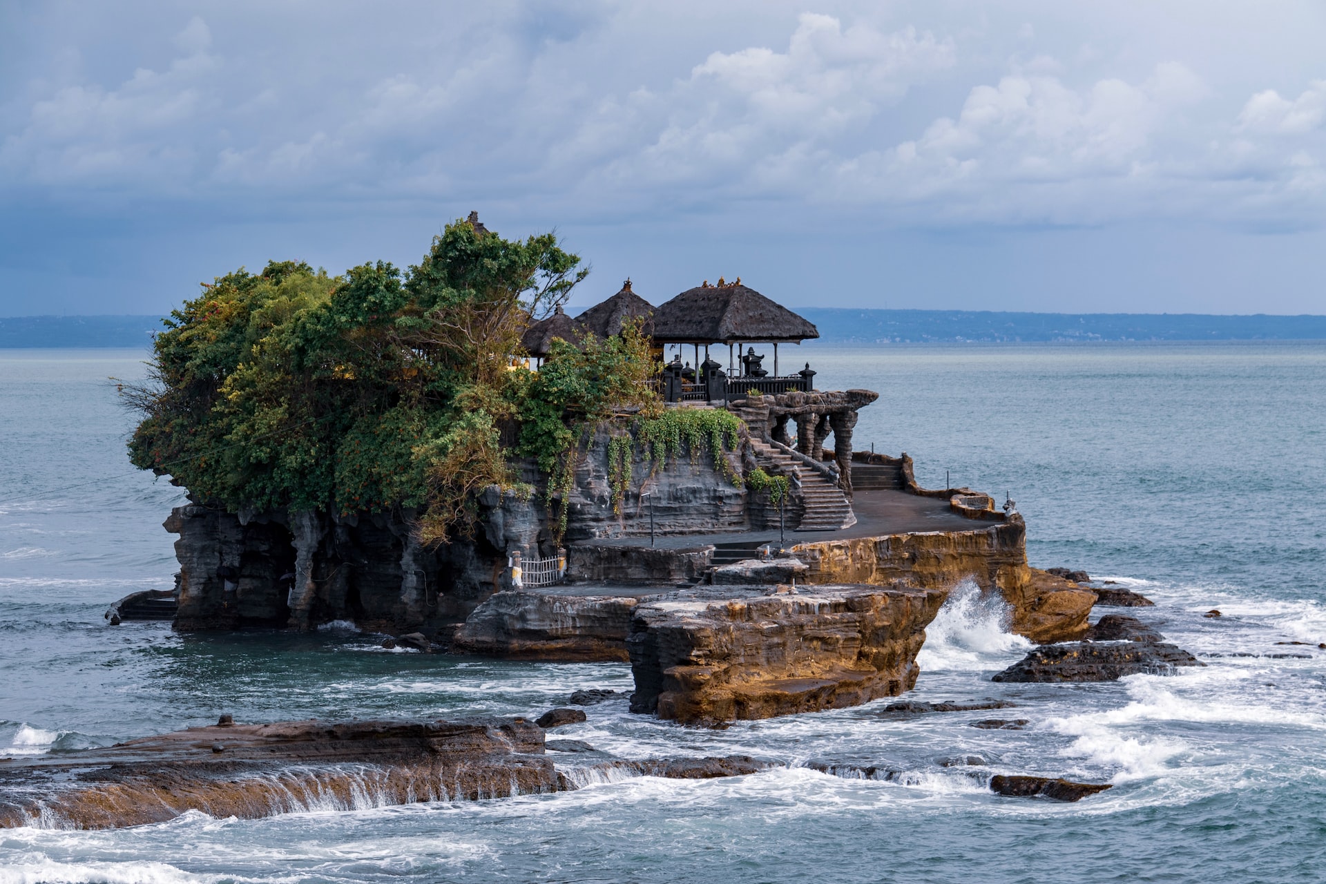 bali tanah lot