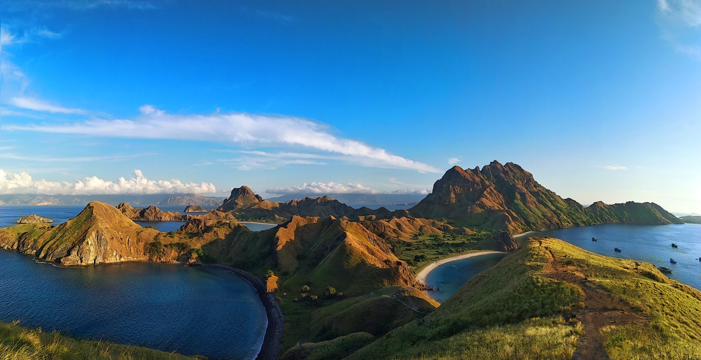 padar island