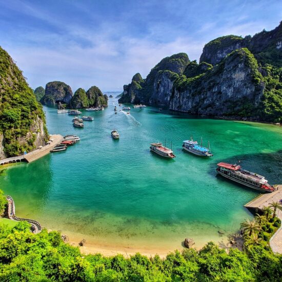 halong vietnam